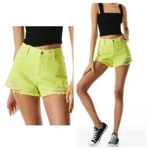 ALICE + OLIVIA NWT Women’s AMAZING HIGH RISE VINTAGE SHORTS Neon Green Size 29